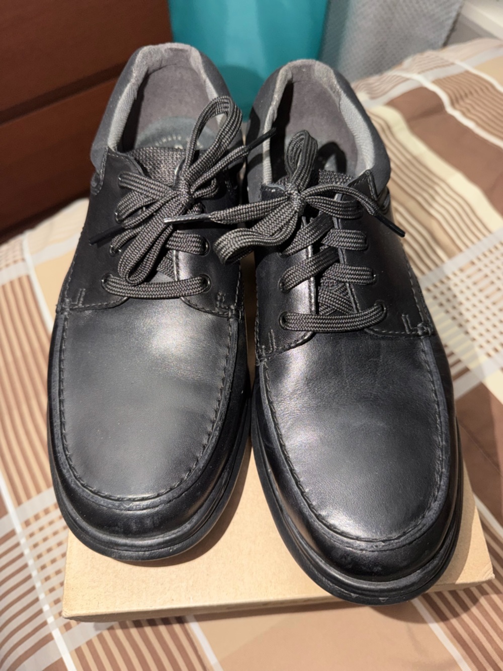 Clarks Black Leather Lace-Up Derby Shoes